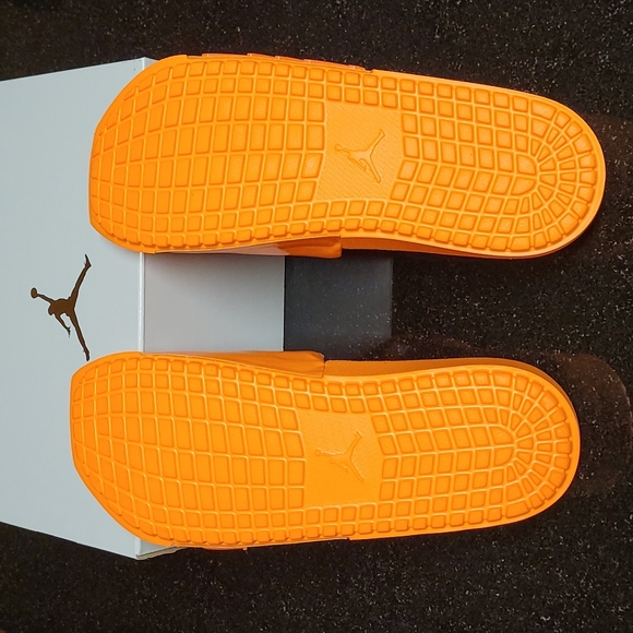 Jordan NOLA Slide - Picture 6 of 6